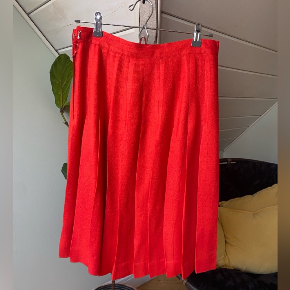 Vintage Christian Dior Separates Pleated Red Wool Blend Skirt Size 12 - Picture 3 of 15